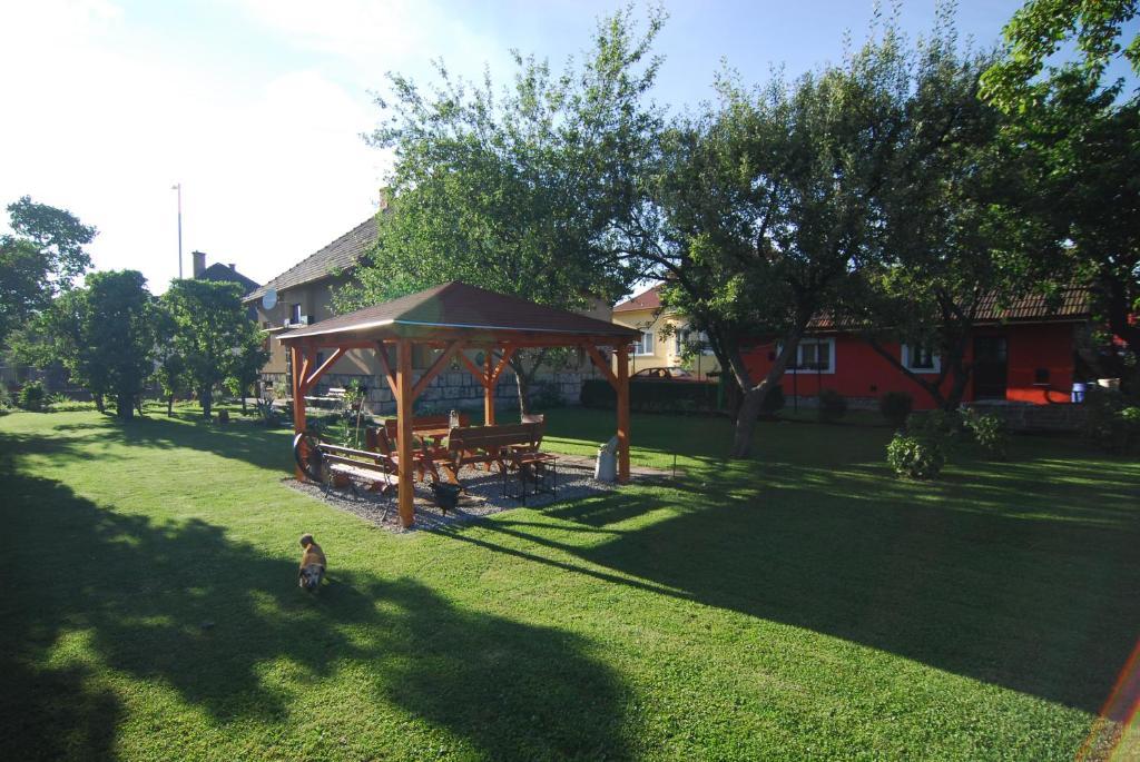 Privat Henry Liptovsky Mikulas Exterior foto